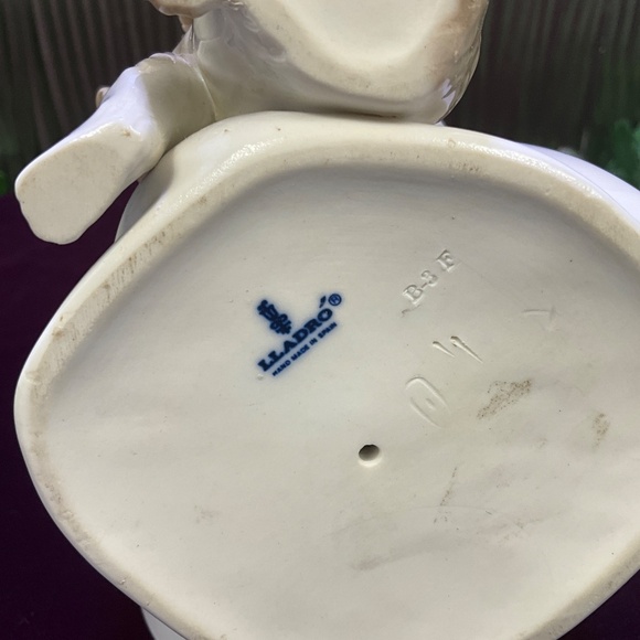 Lladro Boy with Dog #4522 - Picture 7 of 7